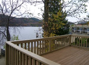 Sundowner Motel Lake George, by the lake